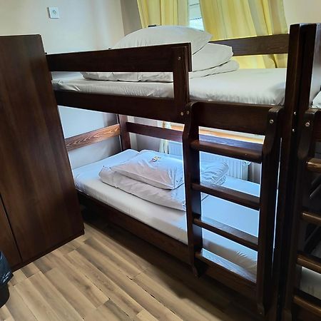 Green Hostel Wroclaw Przy Zoo Esterno foto