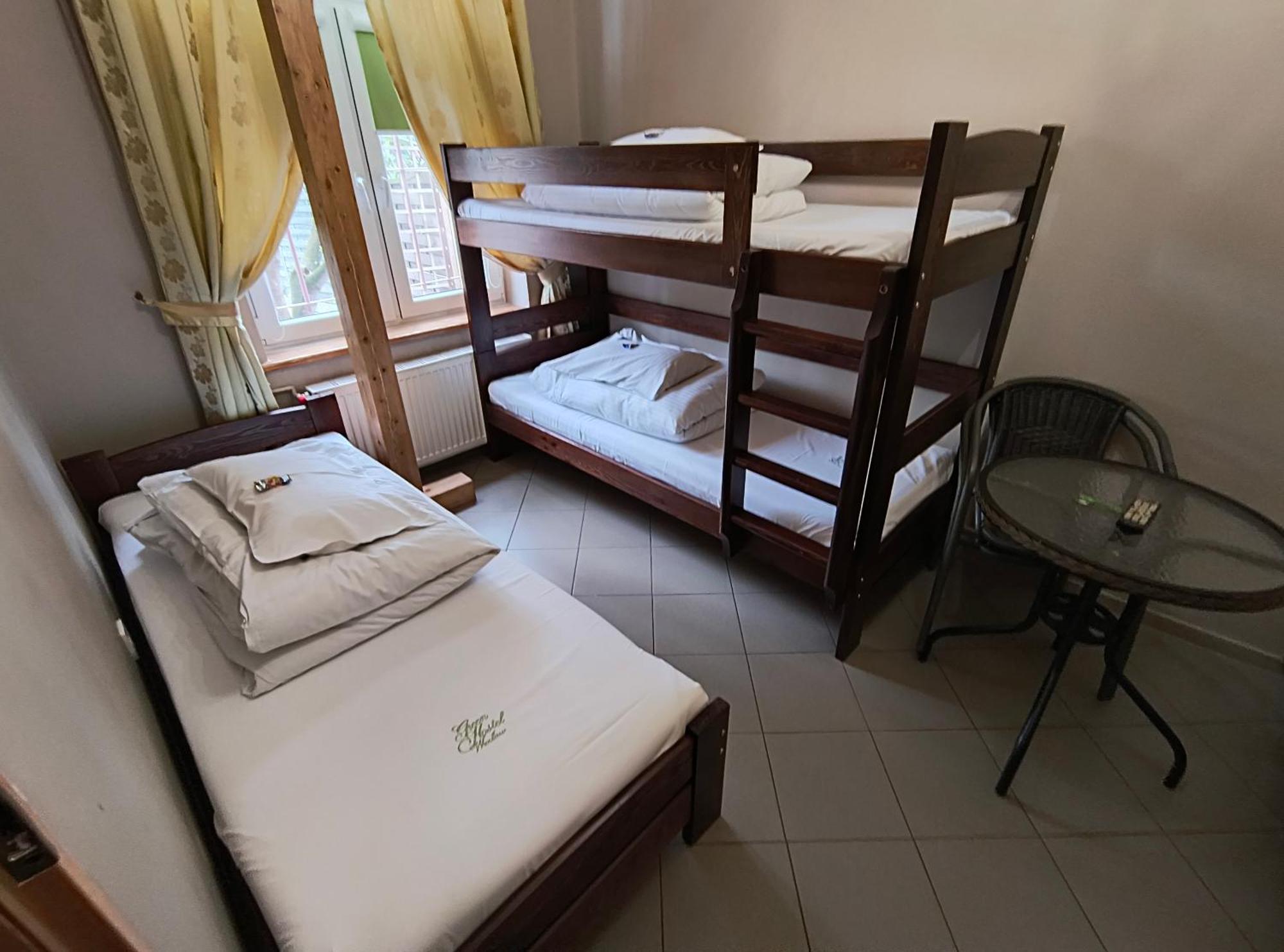 Green Hostel Wroclaw Przy Zoo Esterno foto