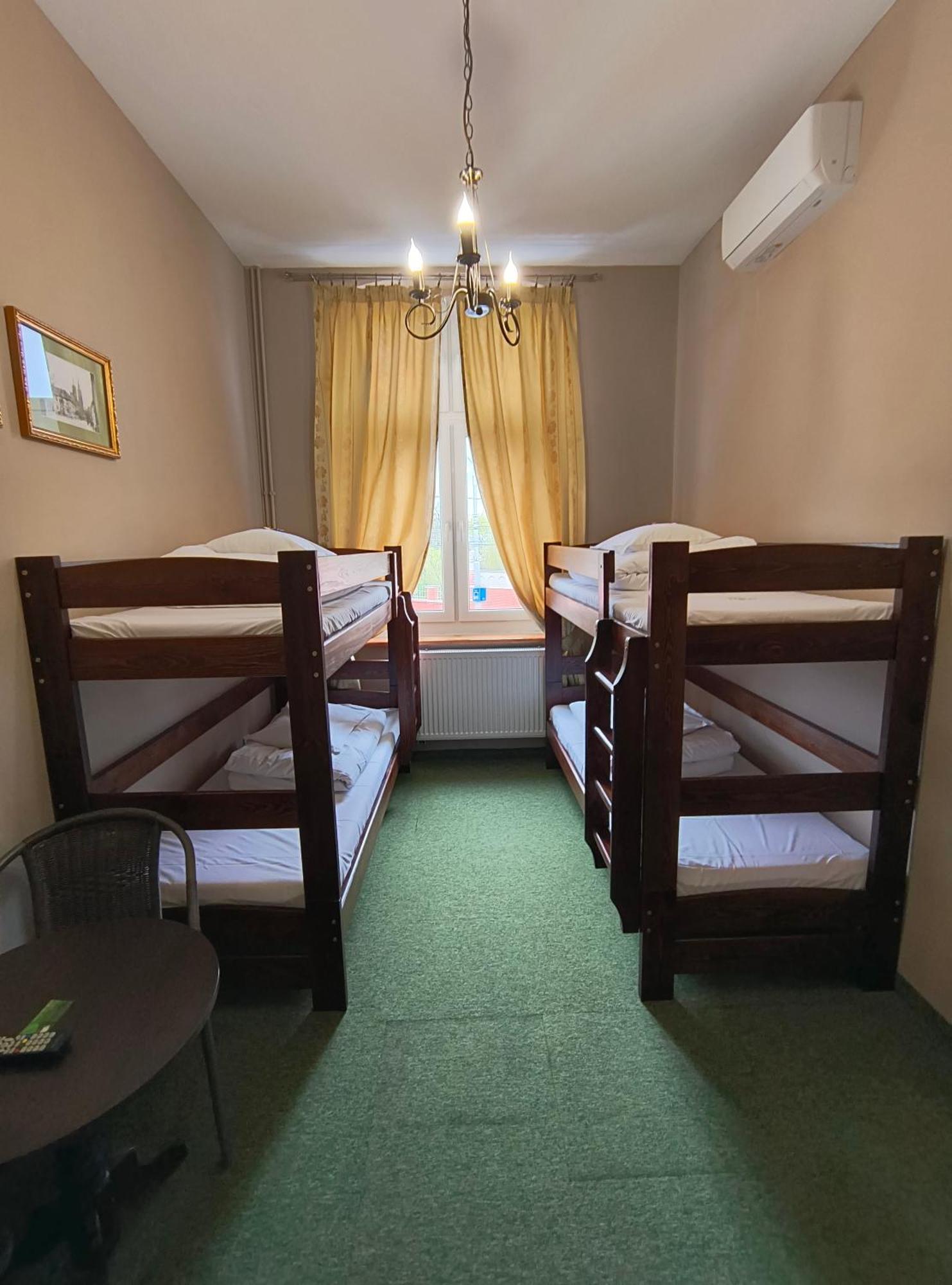 Green Hostel Wroclaw Przy Zoo Esterno foto