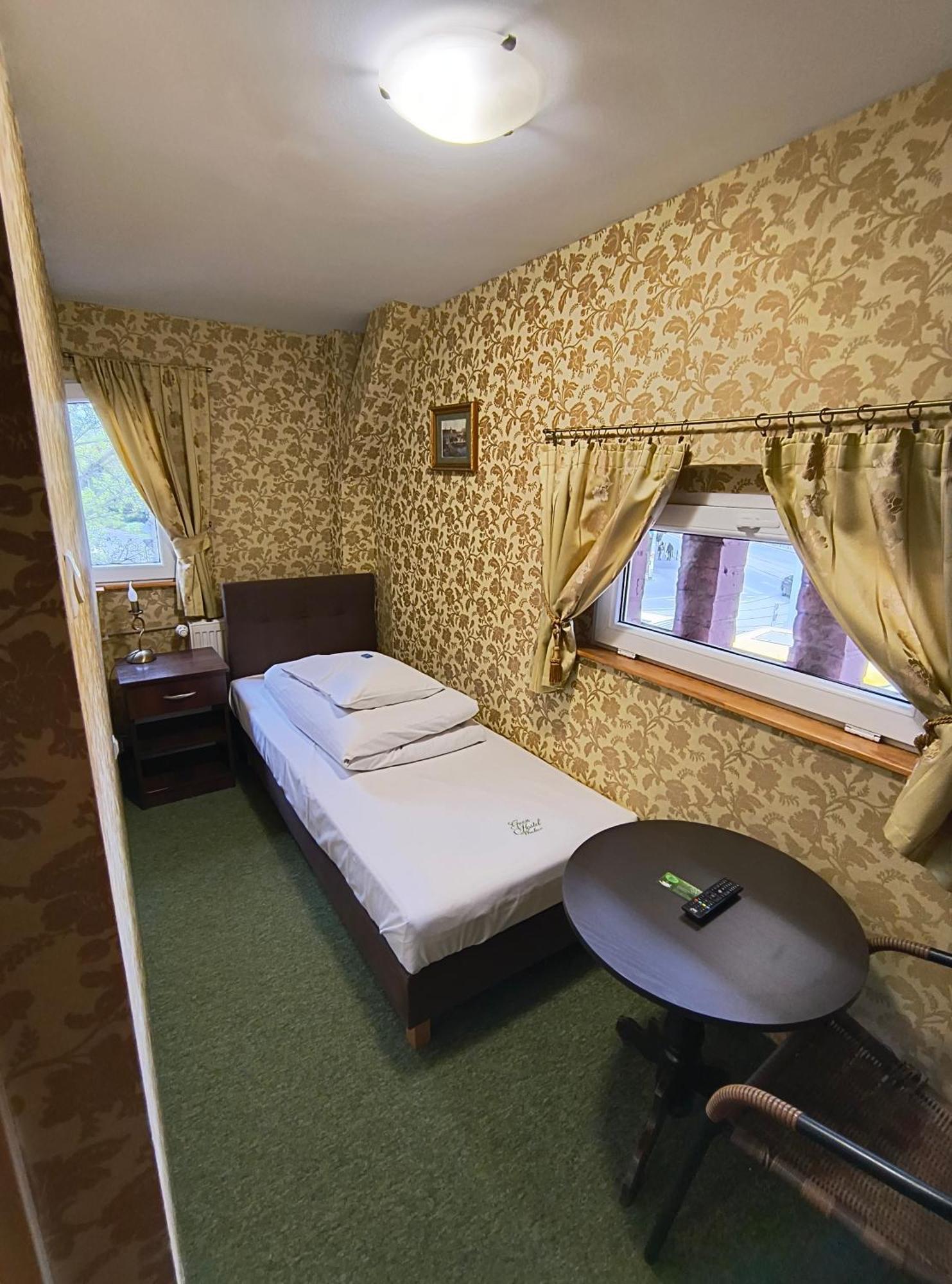 Green Hostel Wroclaw Przy Zoo Esterno foto